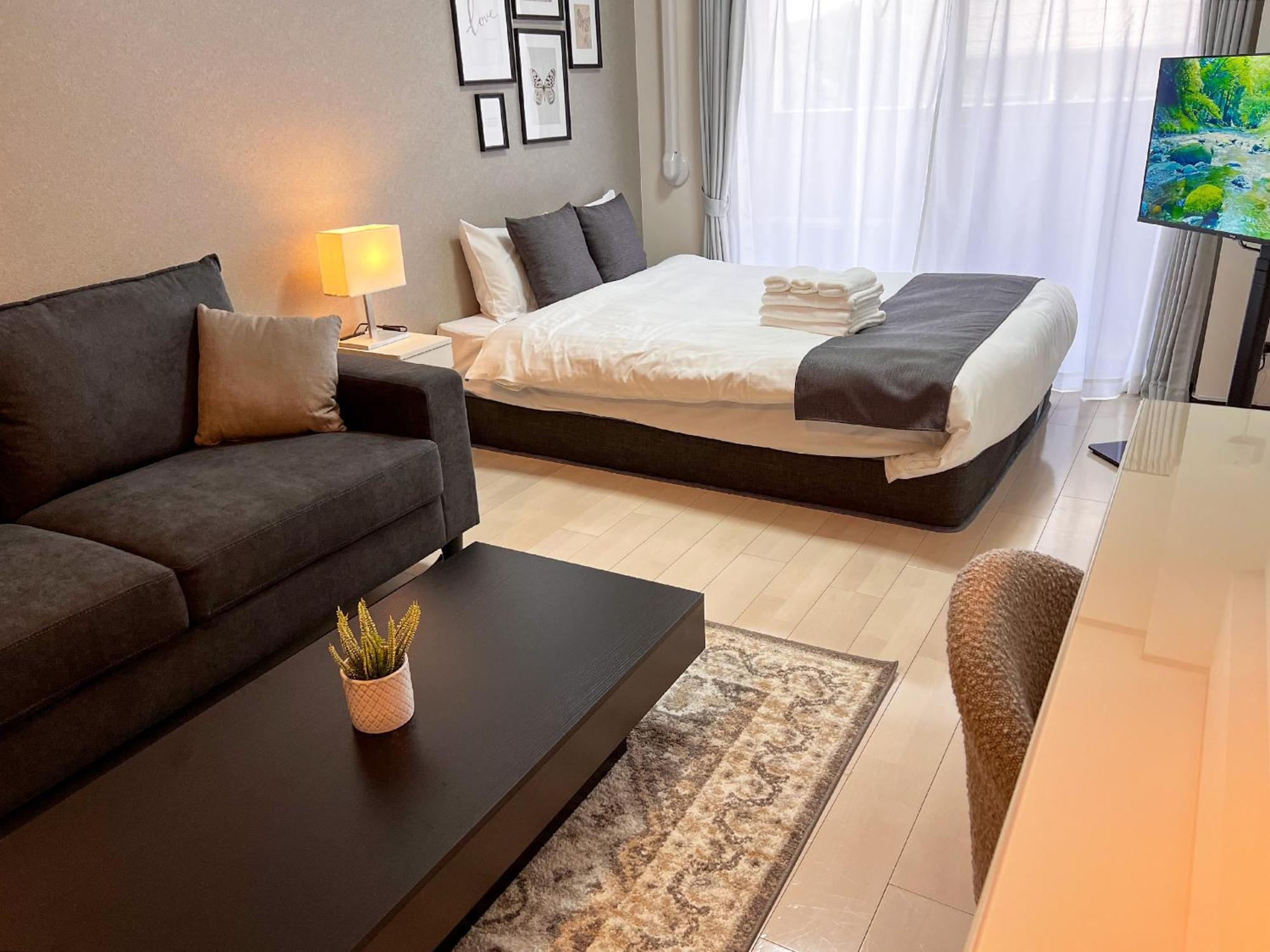 Lion Heiwa Odori Apartment Hiroshima Exterior photo